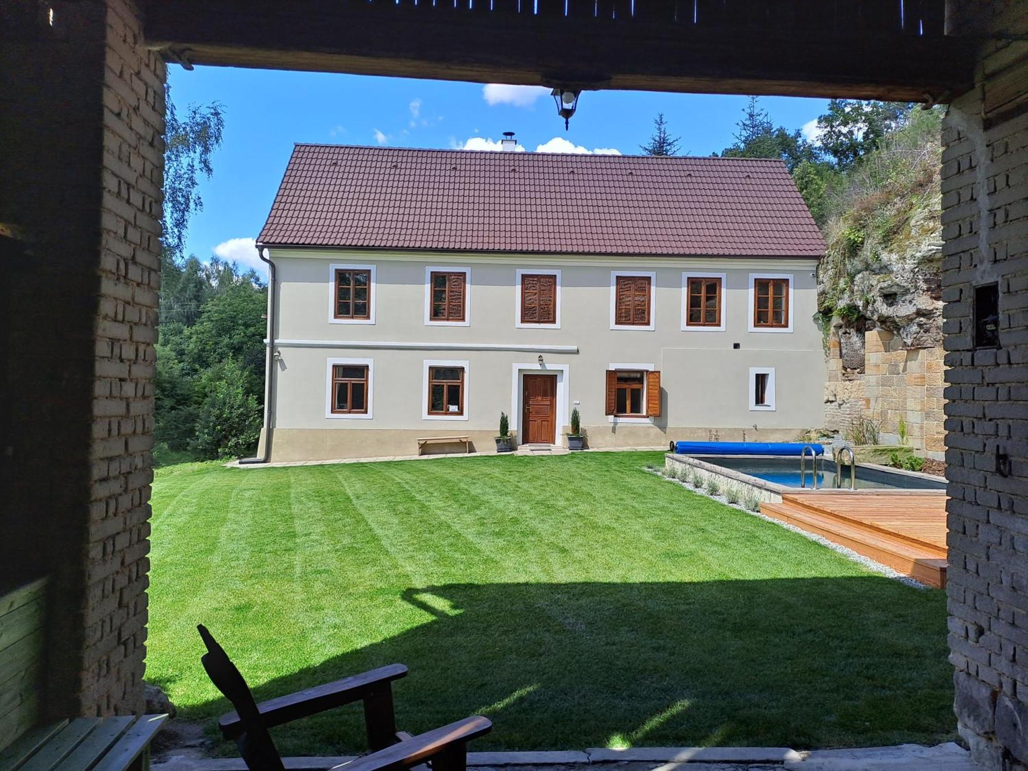 Chalupa Zatyni - Cely Objekt Dubá Exteriér fotografie
